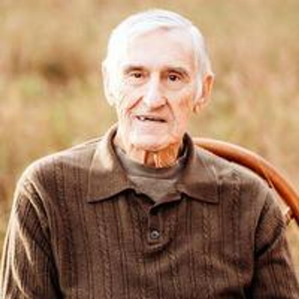 Evan M. Knowles Profile Photo