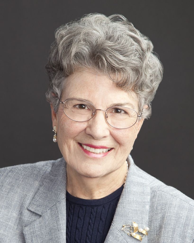 Evelyn Graves Akin