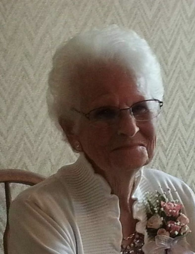 Ellen M. (Kreienbrienk)  Helmkamp