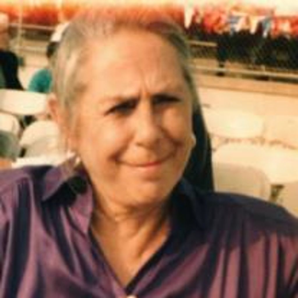 Julia T Aguilar