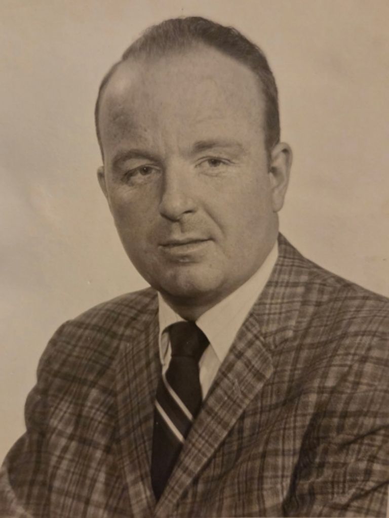 Richard Howard Profile Photo