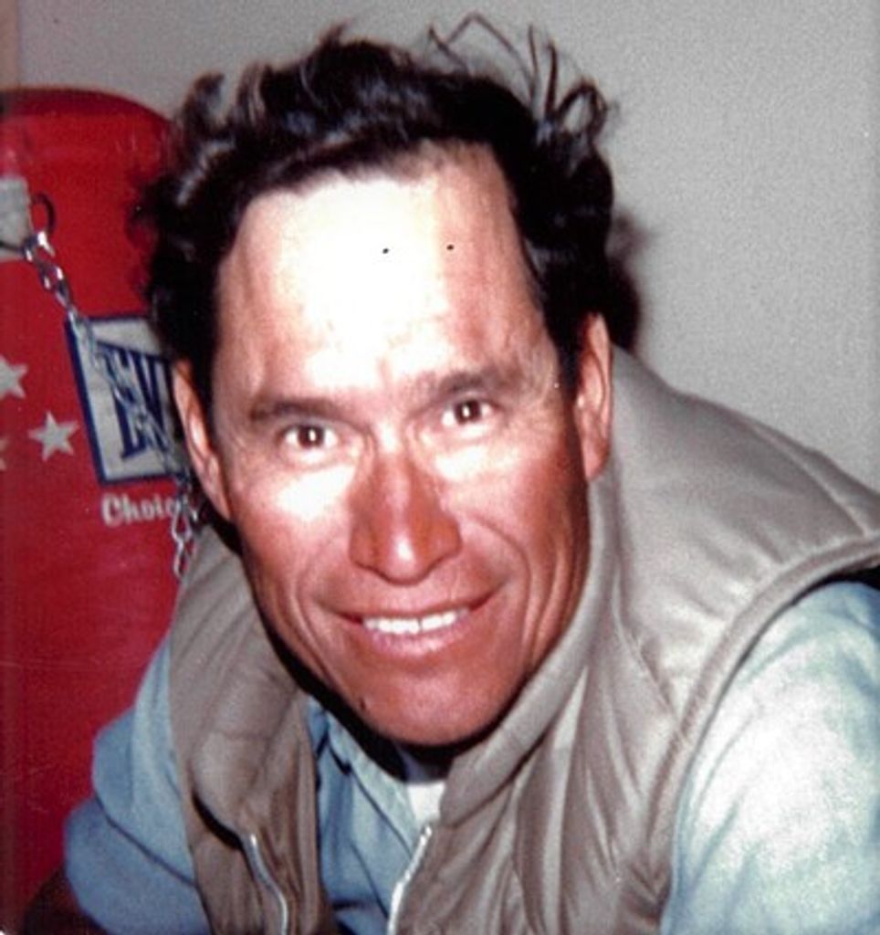 Raymond Manuel Ruiz Profile Photo