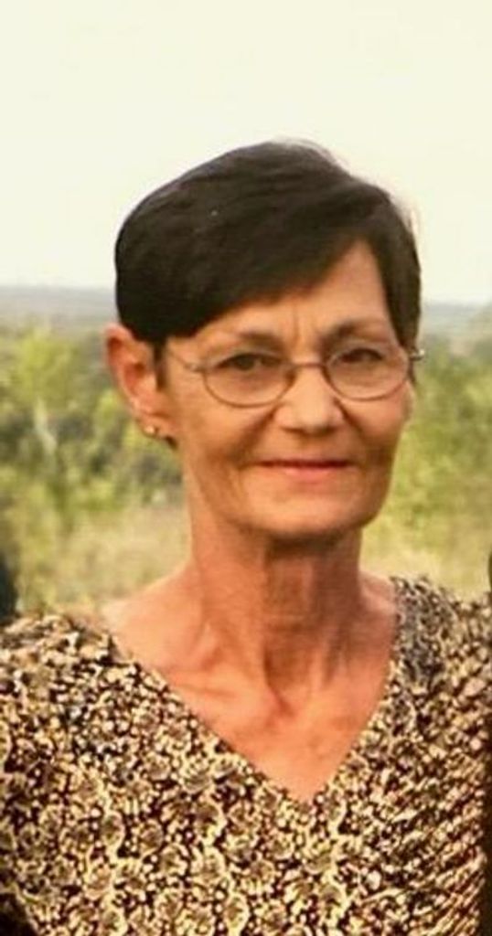 Dolores Graves Profile Photo