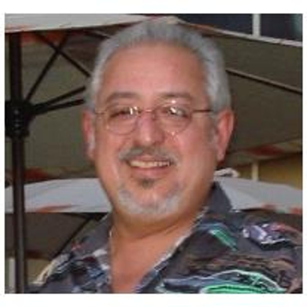 Robert M Marquez Sr