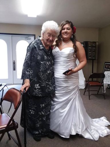 Betty Lou Ward photo gallery thumbnail 30 of 121