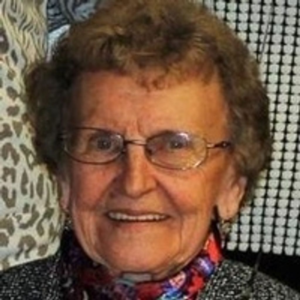 Gladys M Vigen