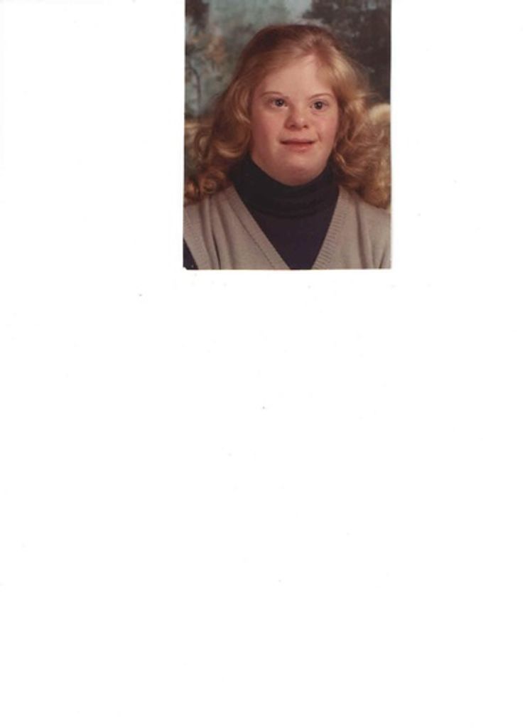 Amy Louise Oppenheimer Profile Photo