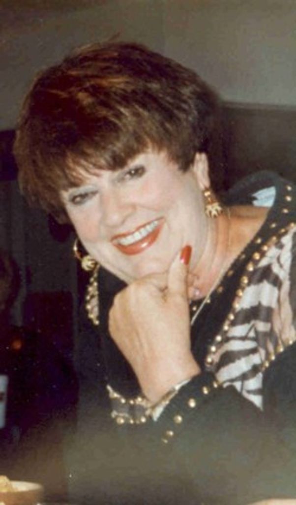 Suzette Holloman