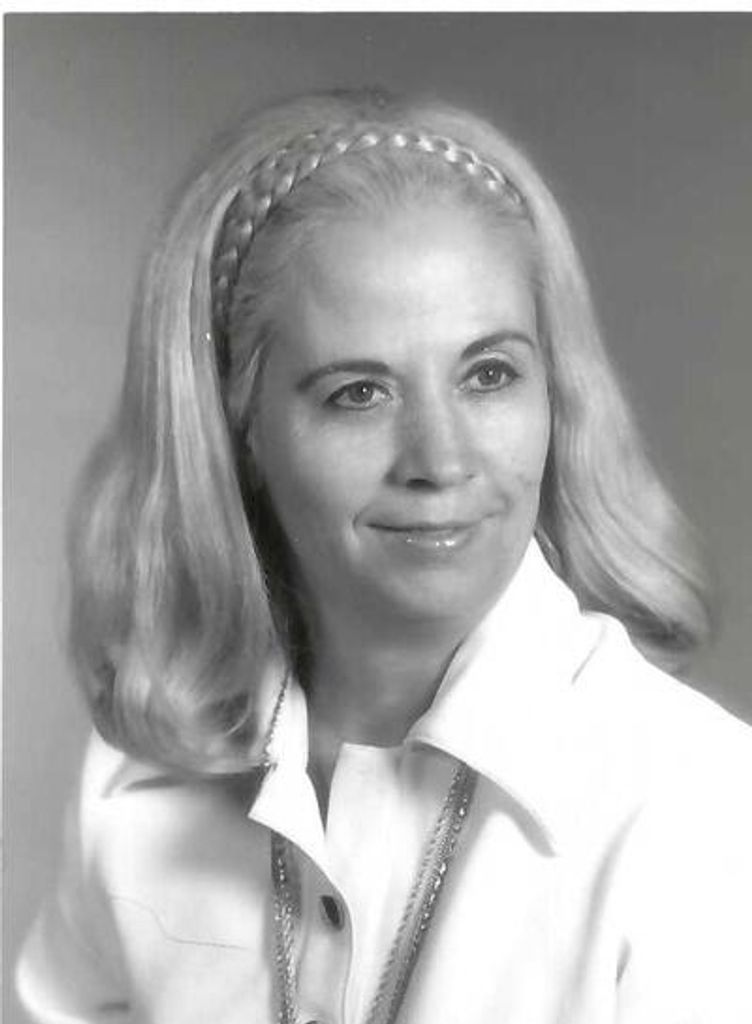 Wanda Gwenelle "Rainie" Jacobs