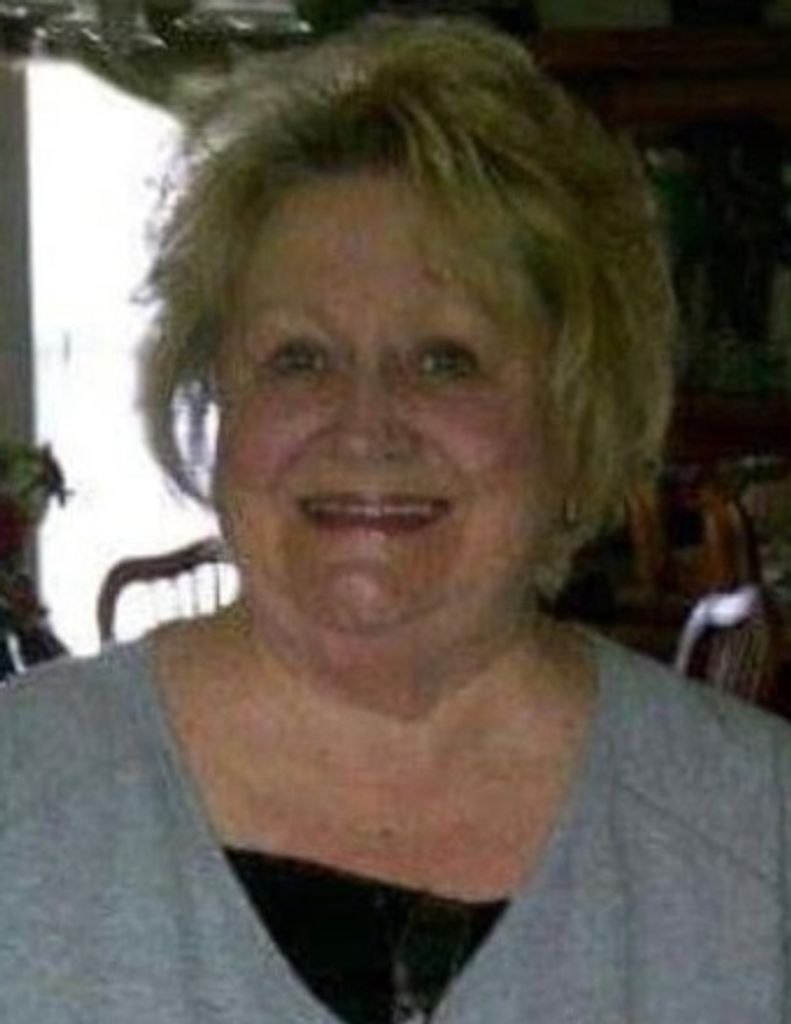 Carolyn  Louise Smith