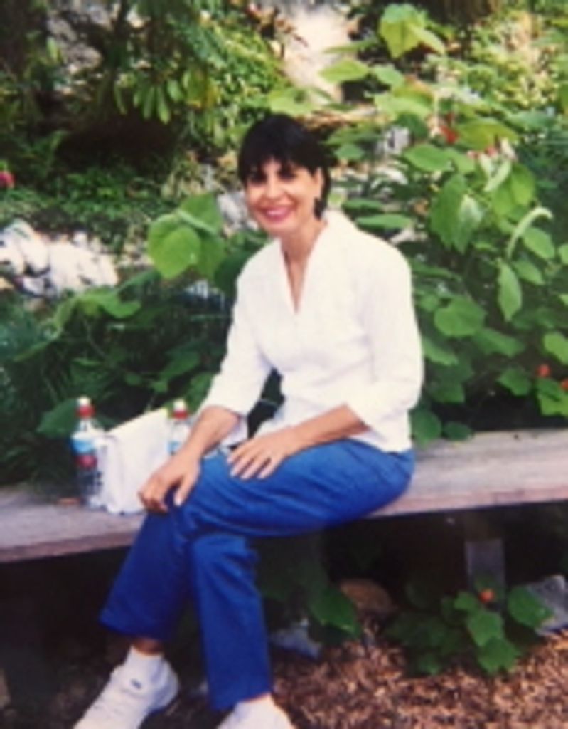 Lucia Zavala Devich Profile Photo