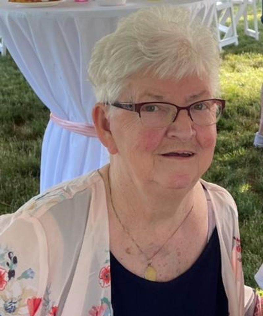 Diana E. Reichard Profile Photo