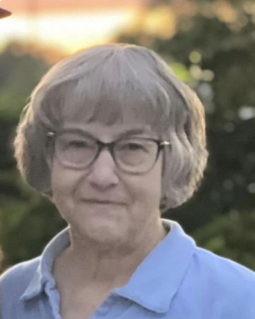 Phylis M Robertson