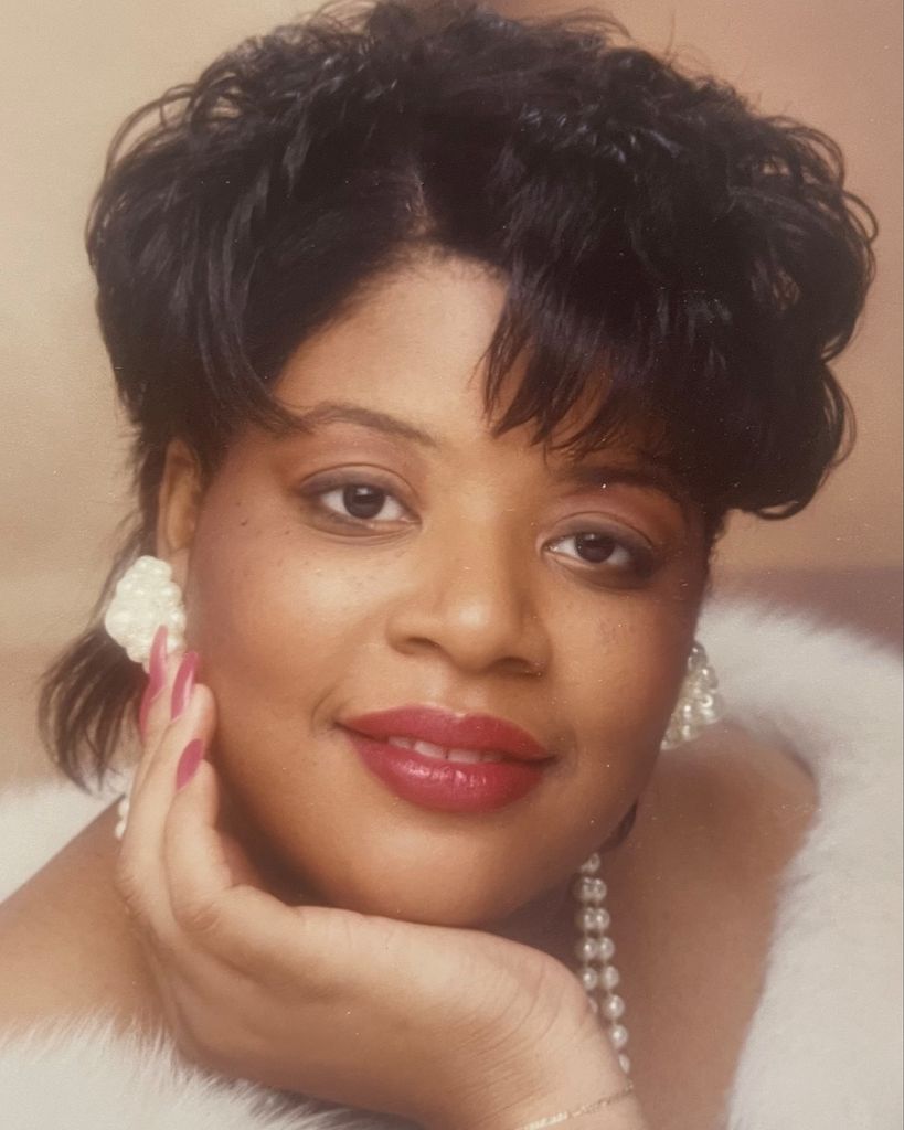 LISA MOZELLE WILLIAMS