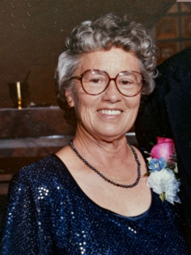 Evelyn L Hunsley Profile Photo