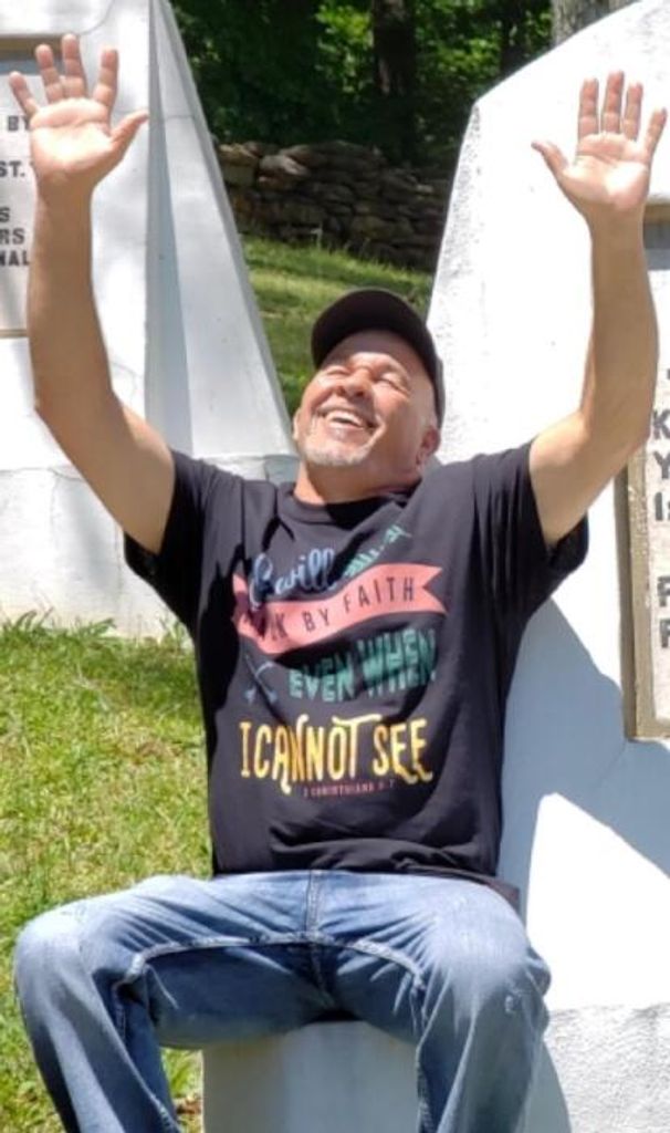 Ernie Ray Locklear Profile Photo