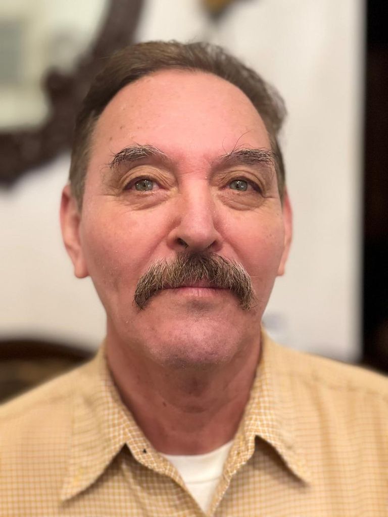 Luis G. Cervantes Profile Photo