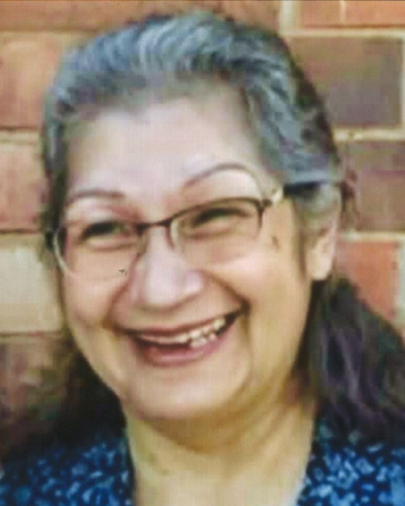 Esmeralda Castillo Decker