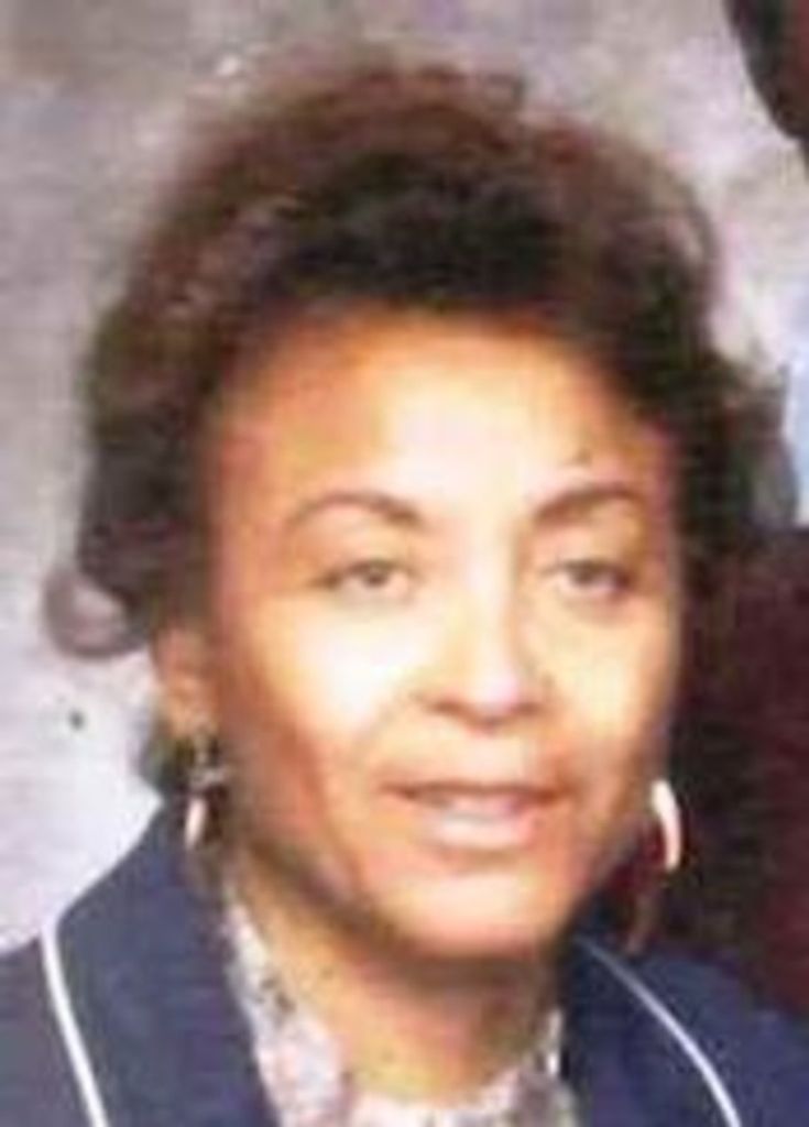 Lila Dennis
