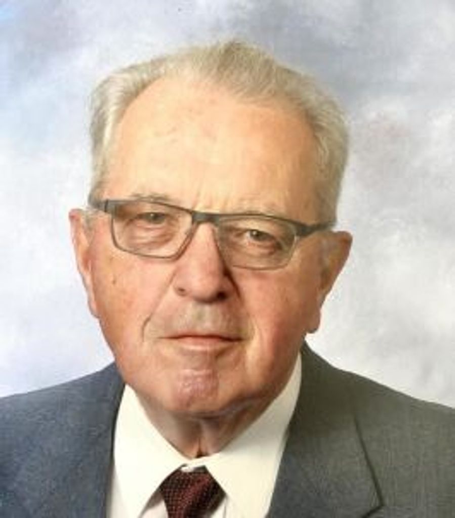 Dale Eberly