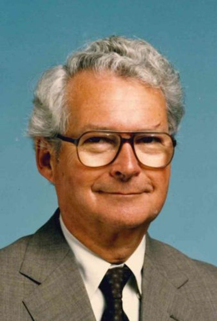 Lawrence Dewey