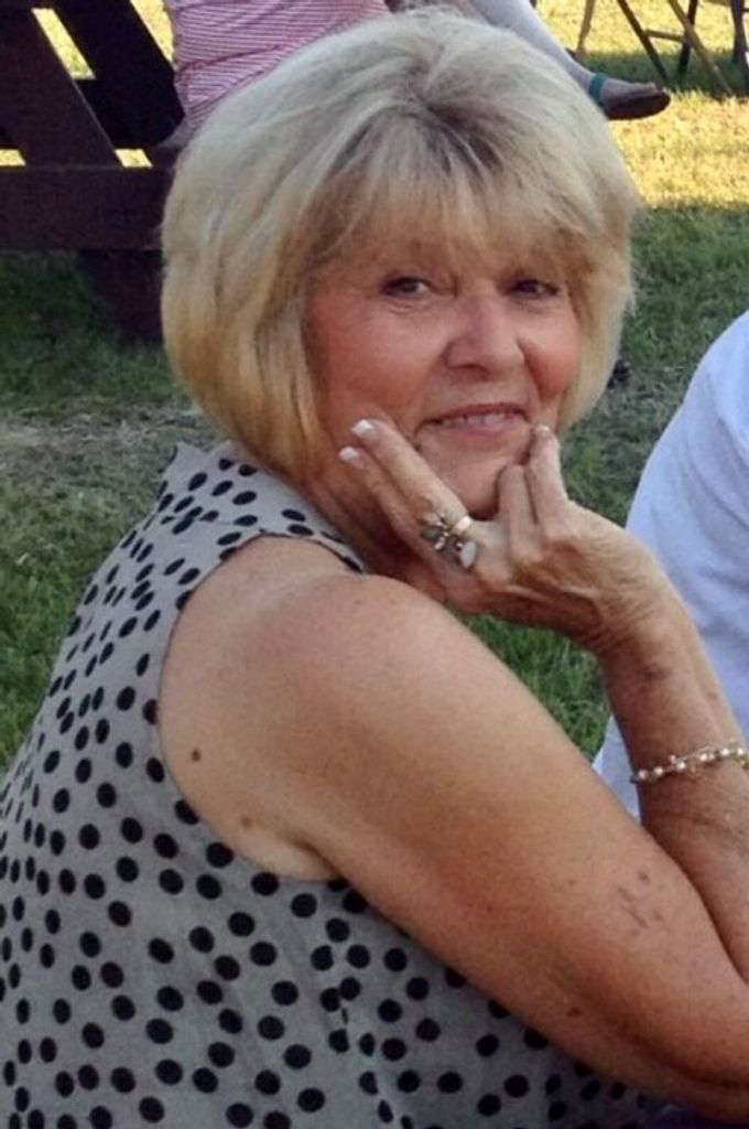 Sandra Elaine Smelley Profile Photo