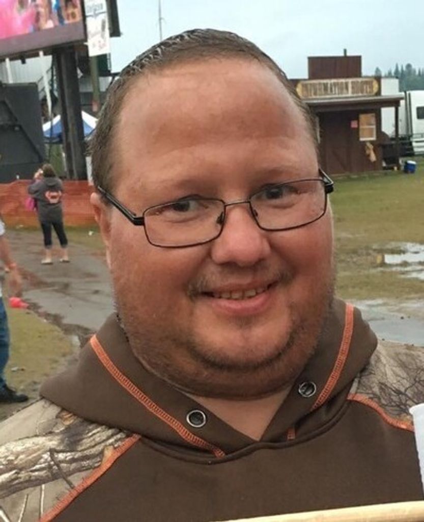 Melvin Nick Vanden Bloomer Profile Photo