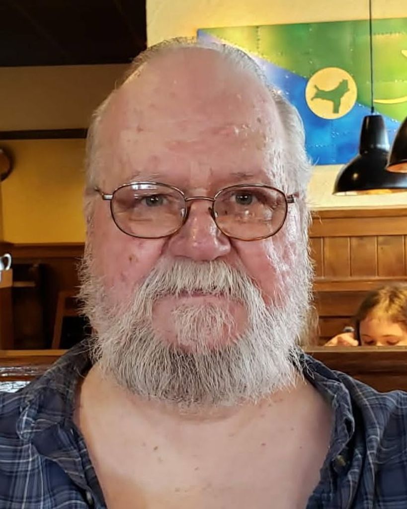 Michael Wayne Tucker Profile Photo