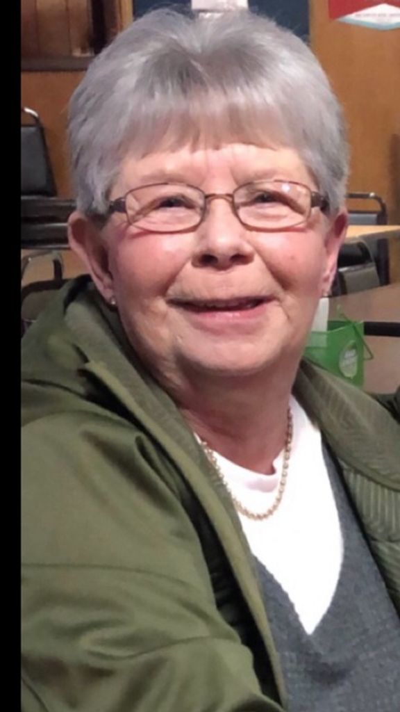 Thearse "Dolly" Lawrence Profile Photo