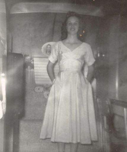 Irene (Wright)  Simpson photo gallery thumbnail 221 of 296