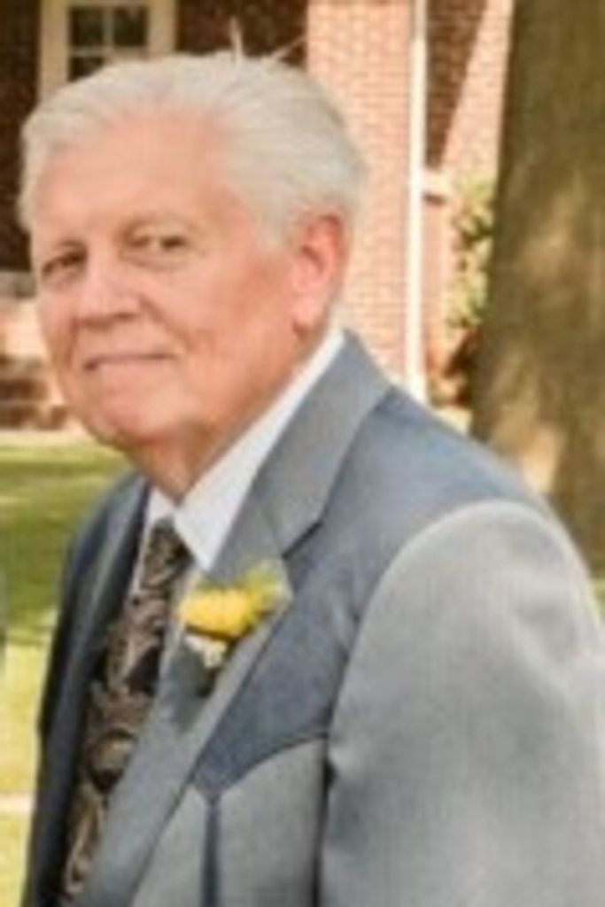 Thomas "Leland" Graviett