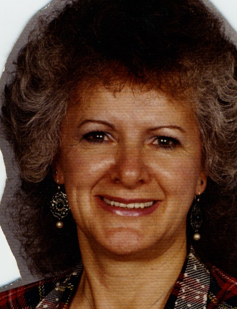 Della Giesey Profile Photo