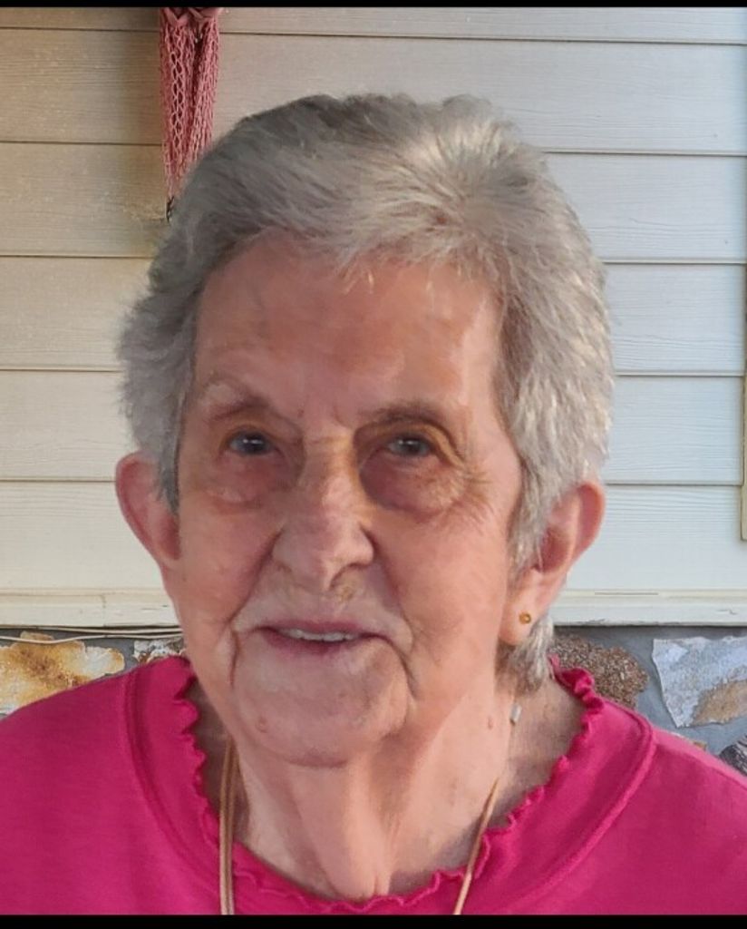 Pauline (Wilkinson)  Wood