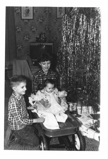 Paul Keller photo gallery thumbnail 33 of 61