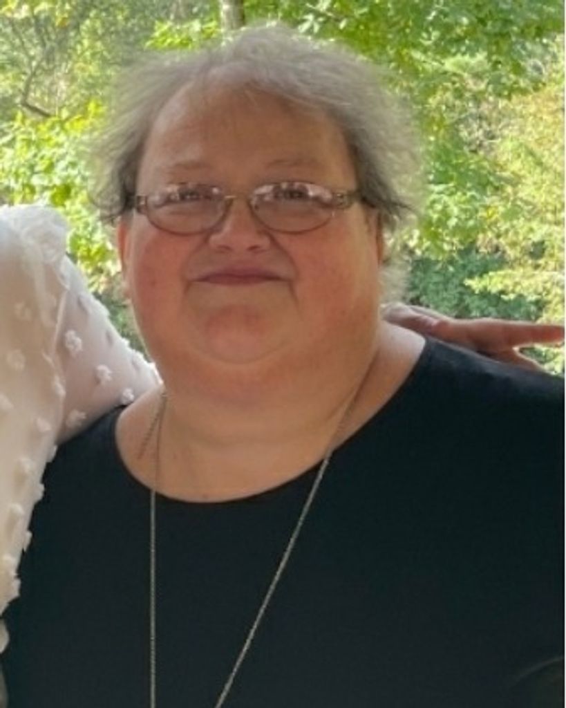 Lori Ann Hollar Profile Photo