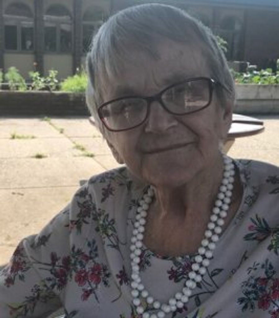 Millie Castleberry Profile Photo