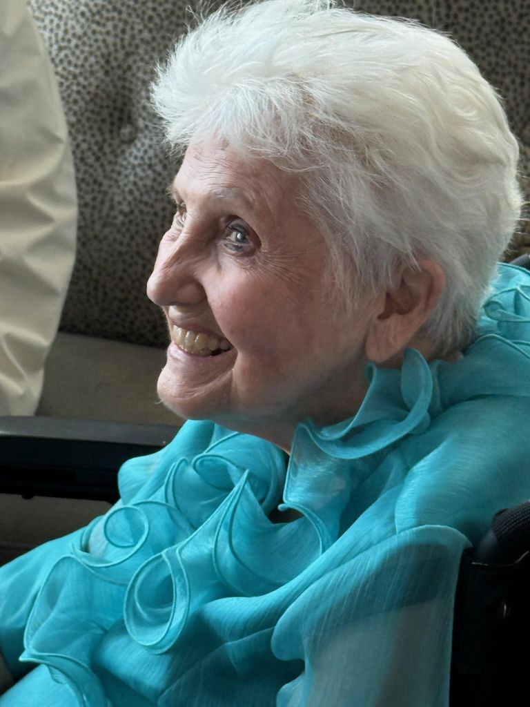 Mary Louise Bell Profile Photo