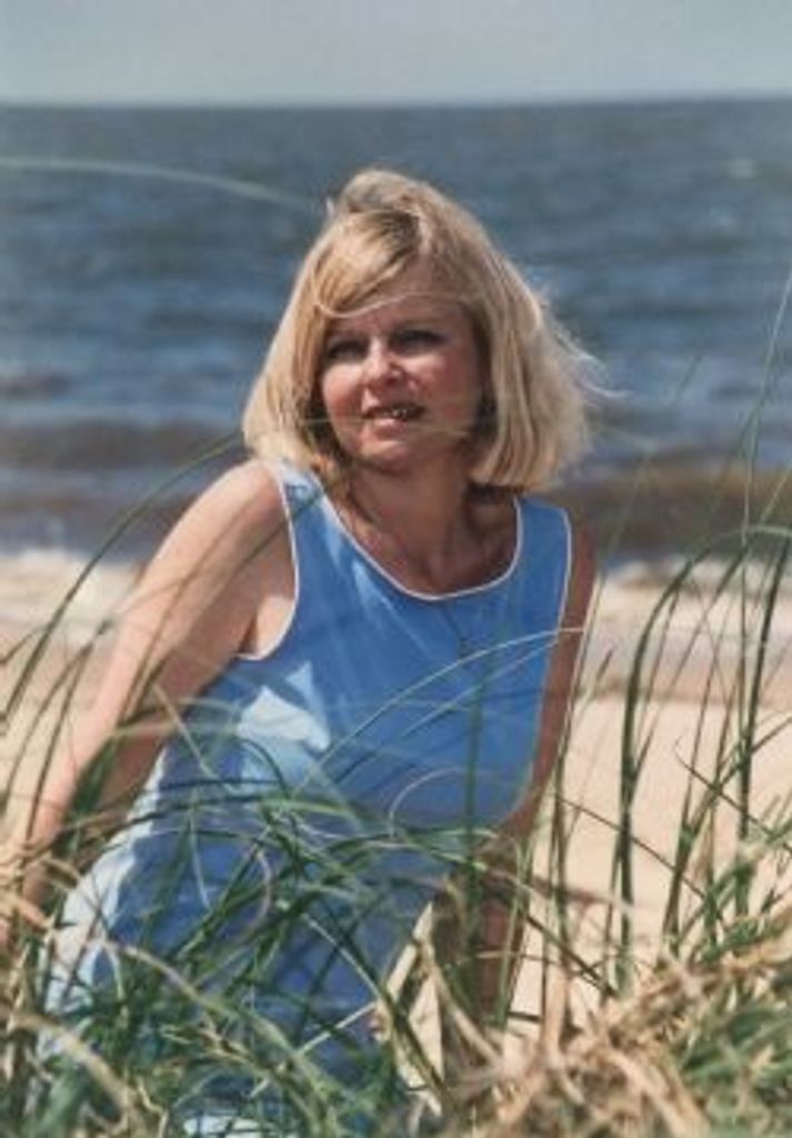 Pamela Freeman