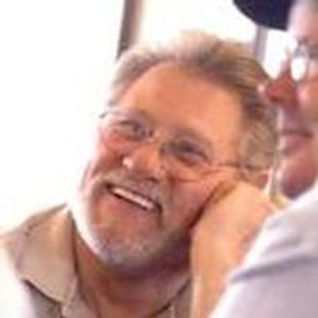 Robert "Bob" Distelrath