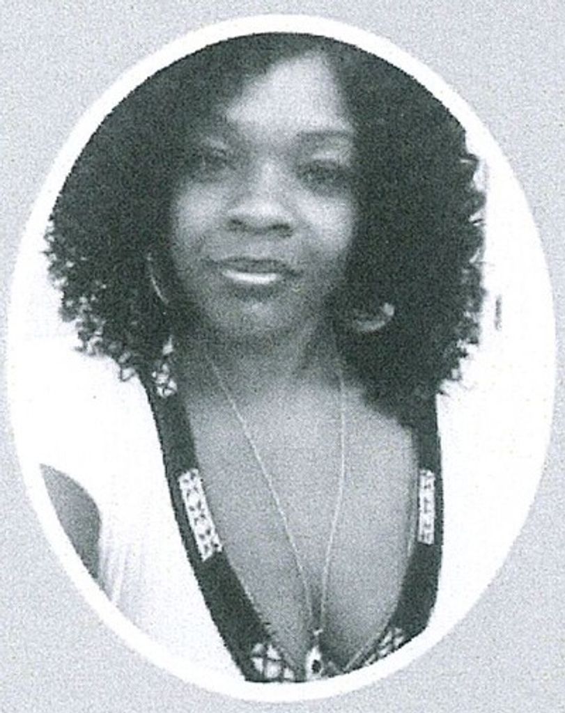 Lora Mccall Profile Photo
