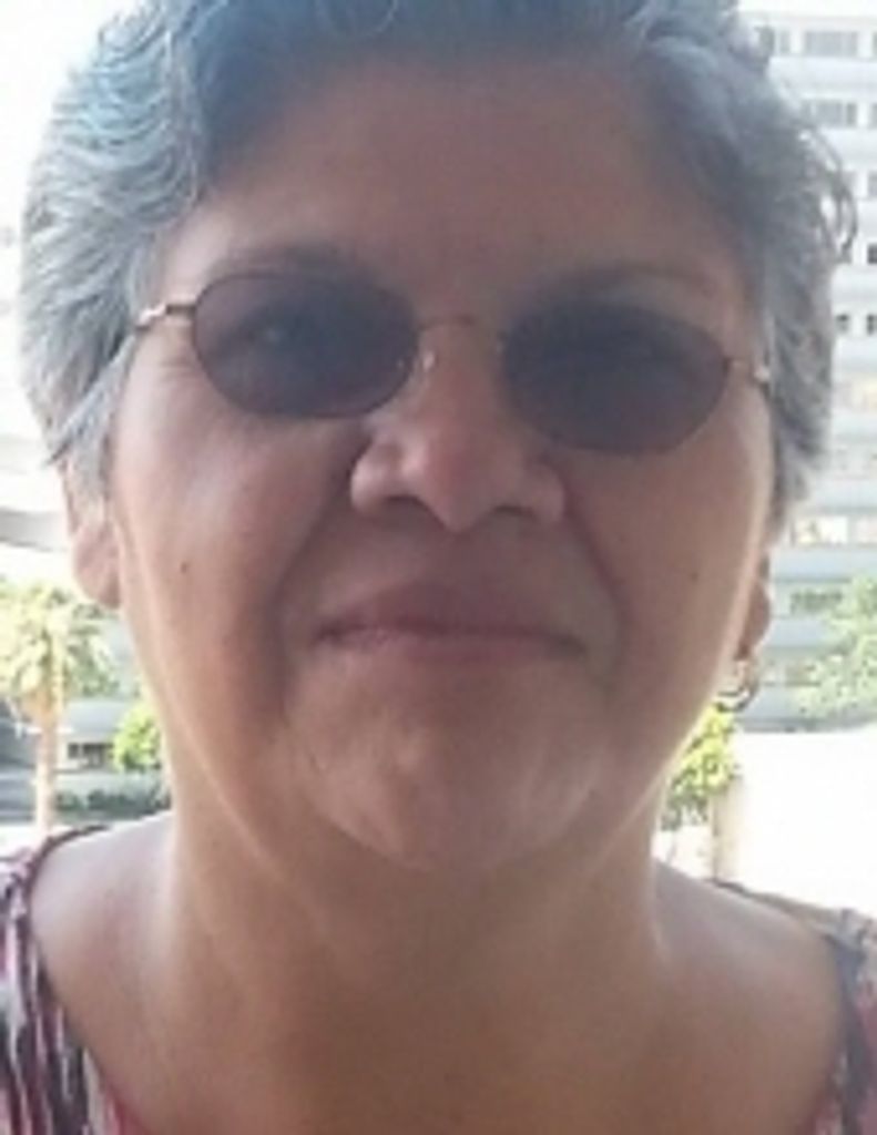 Maria  Campos 