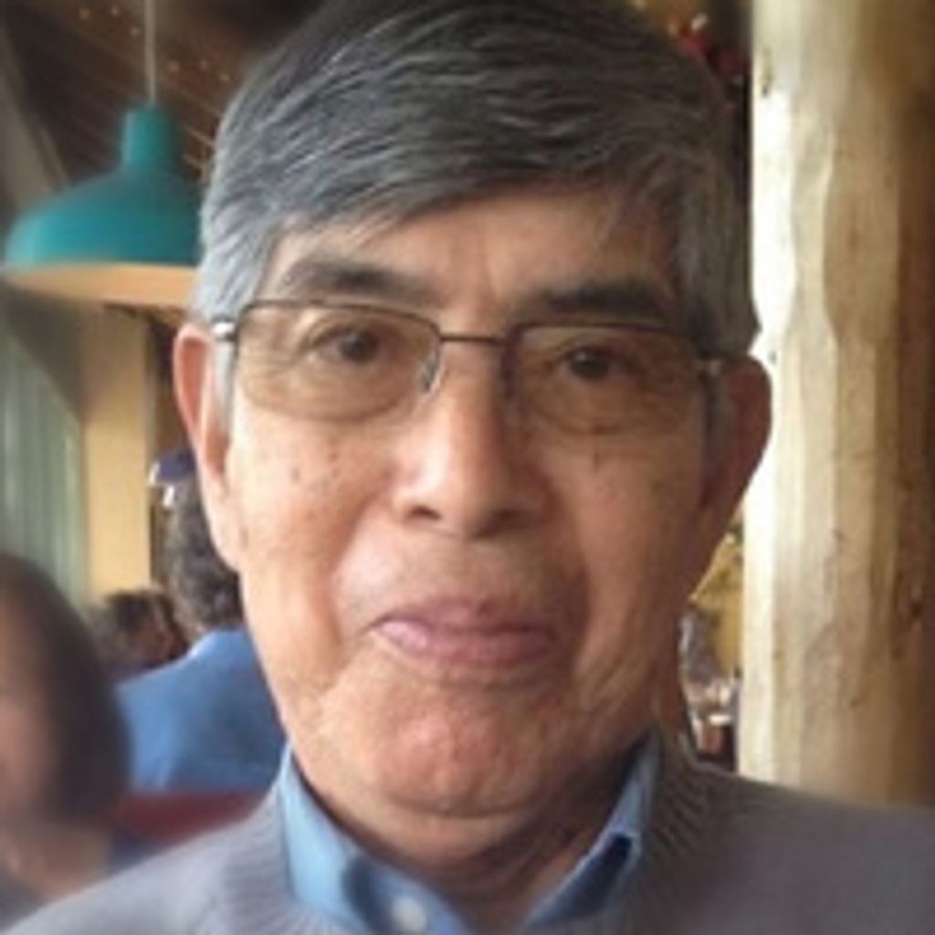 Salvador Reyes