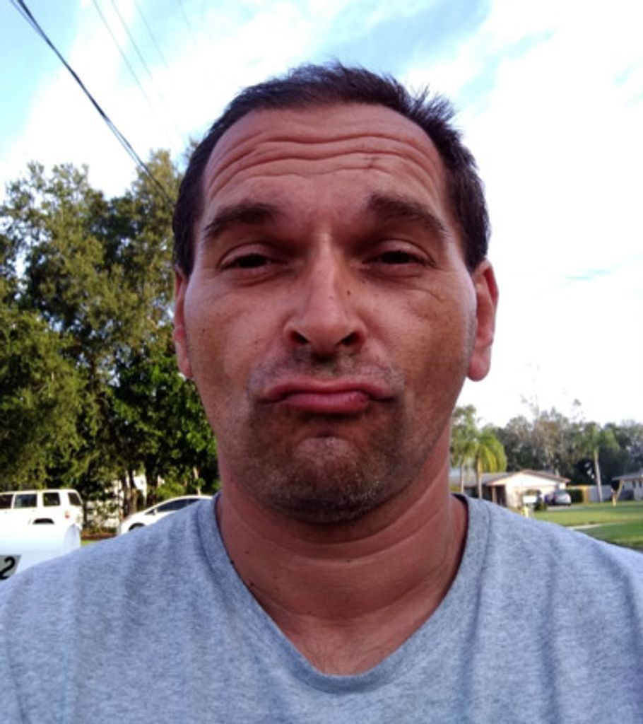 Daniel Ralph Osipiant Profile Photo