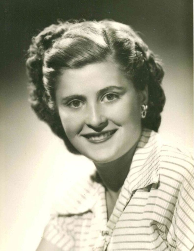 Gloria (Bertone)  Mucciarone Profile Photo
