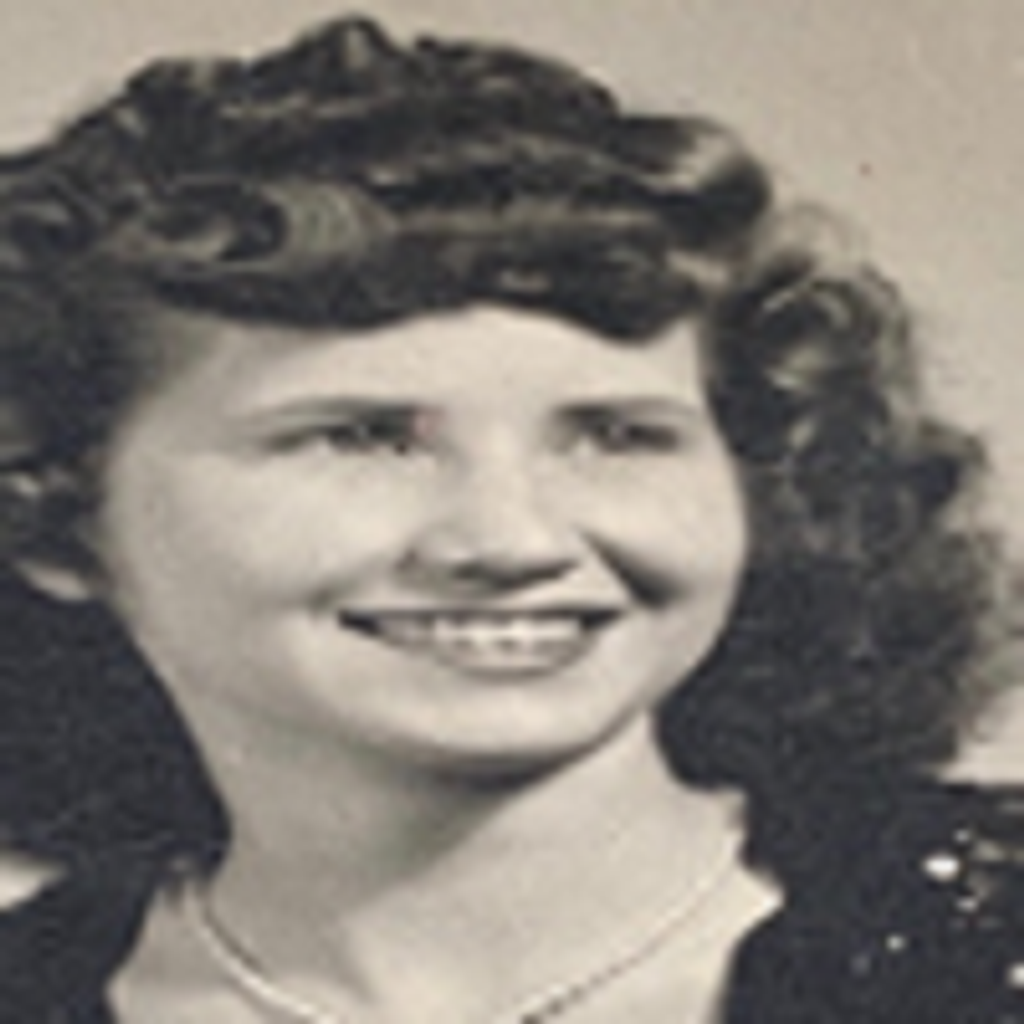 Vivian Winona passed