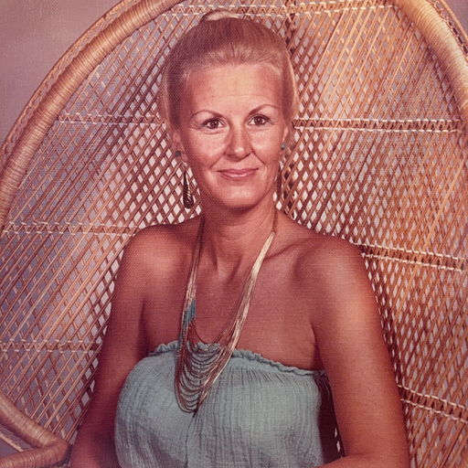 Mary Ann Lippert Profile Photo