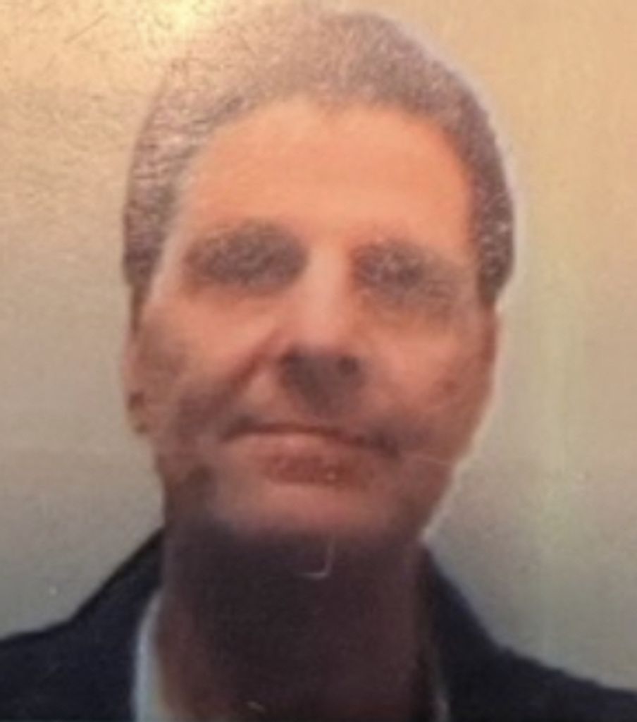 Robert P Mochelski