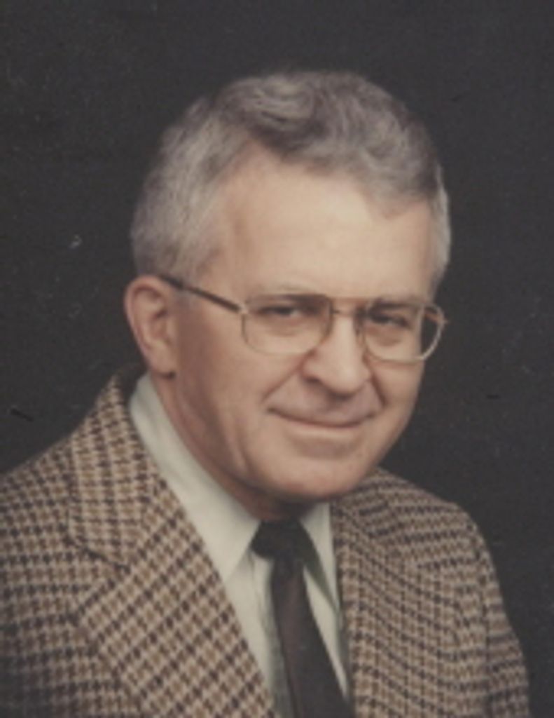 Robert Dean Macek