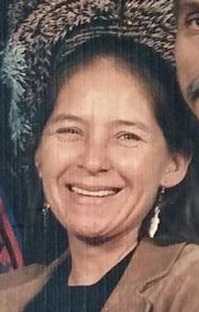 Gloria Sue Flores