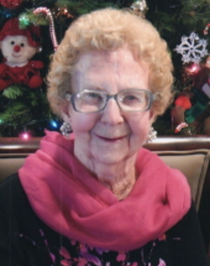 Evelyn J Helgerson